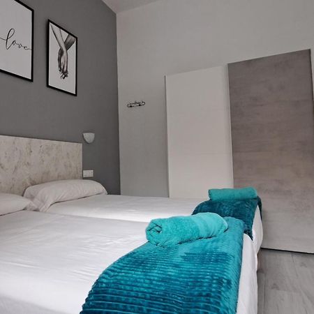Apartamento La Loperana Malaga Ngoại thất bức ảnh